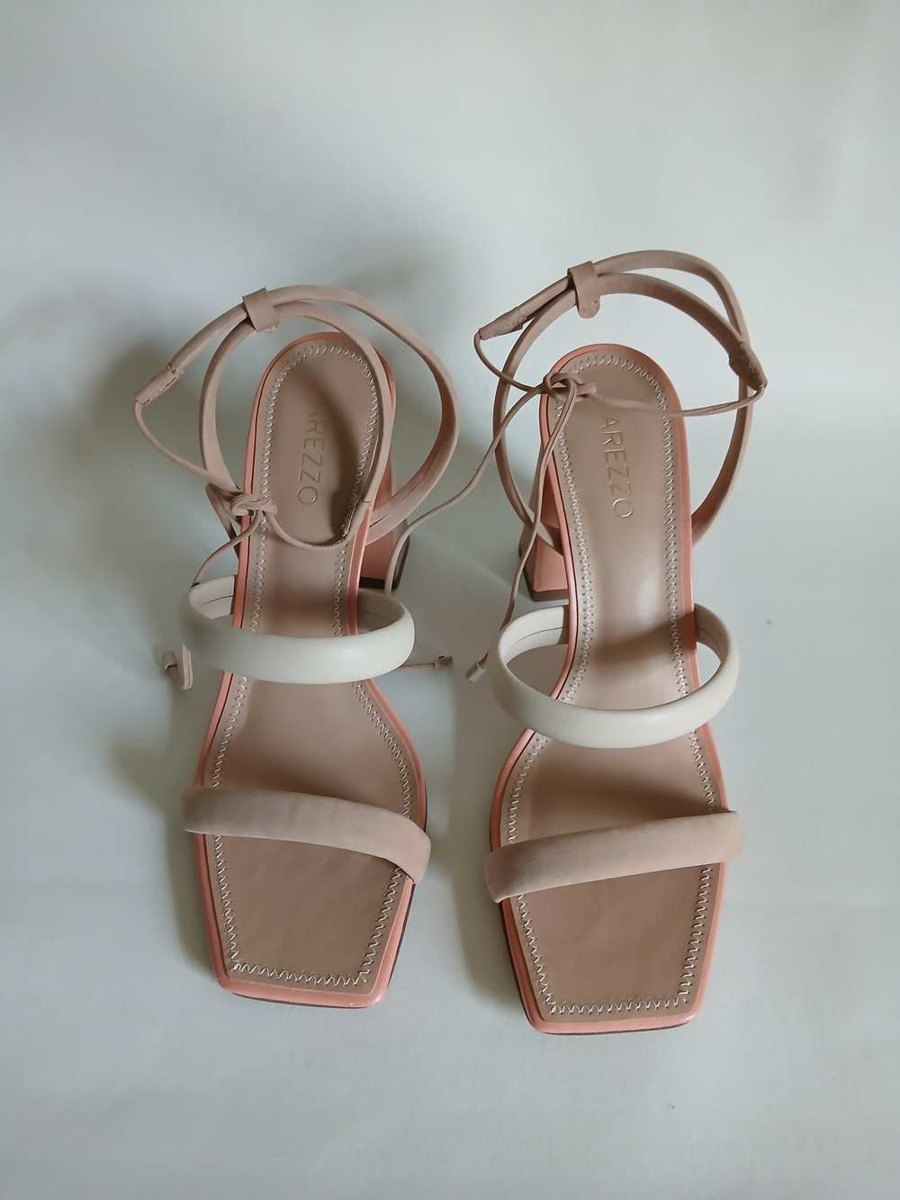 Arezzo Women's Two-Tone Block Heel Open Toe Shoes Sz8M in Nude & Ivory Ankle Tie - Picture 2 of 16